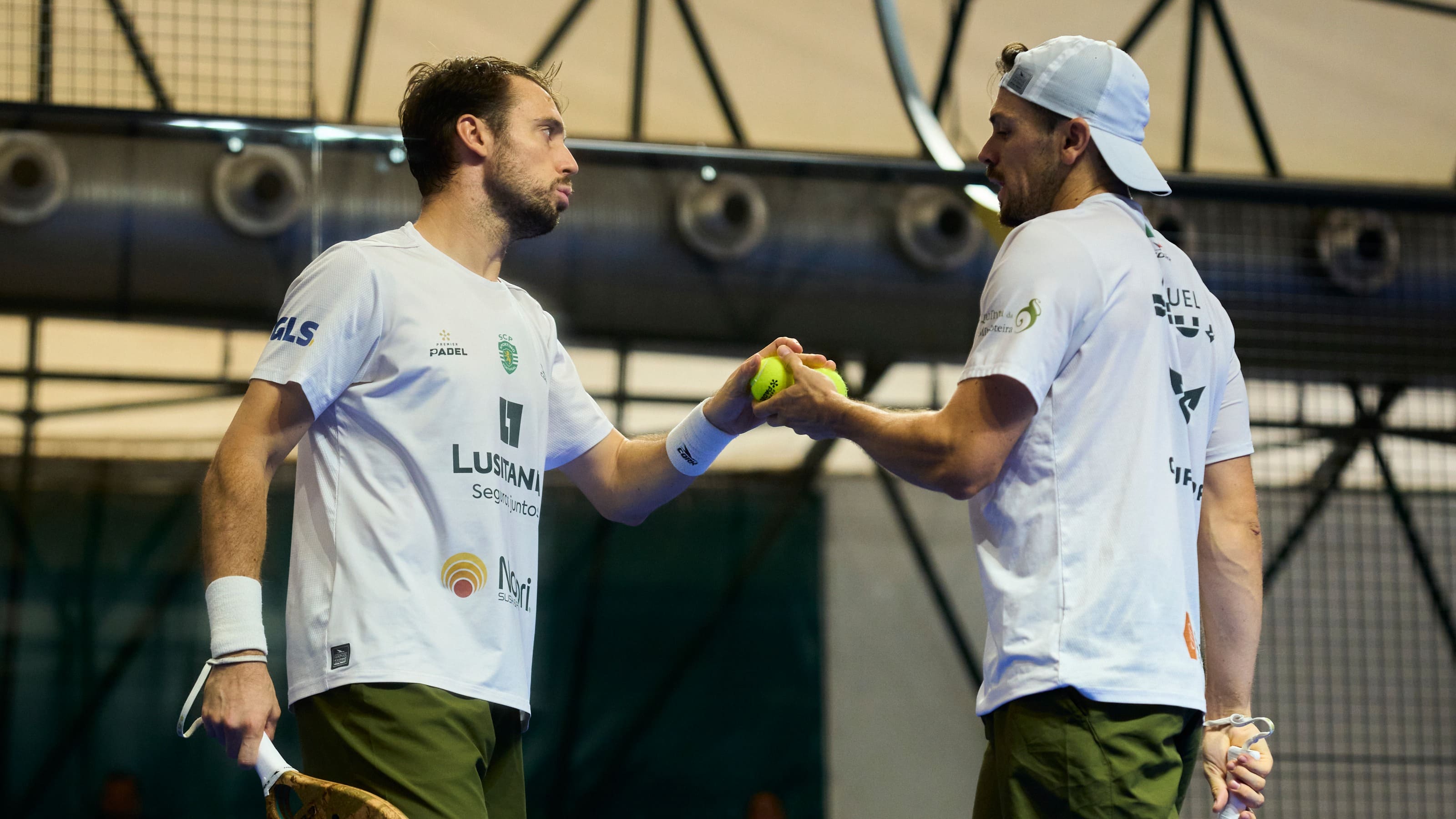 Deus brothers shine as Italian men’s padel suffers opening-day heartbreak in Milan