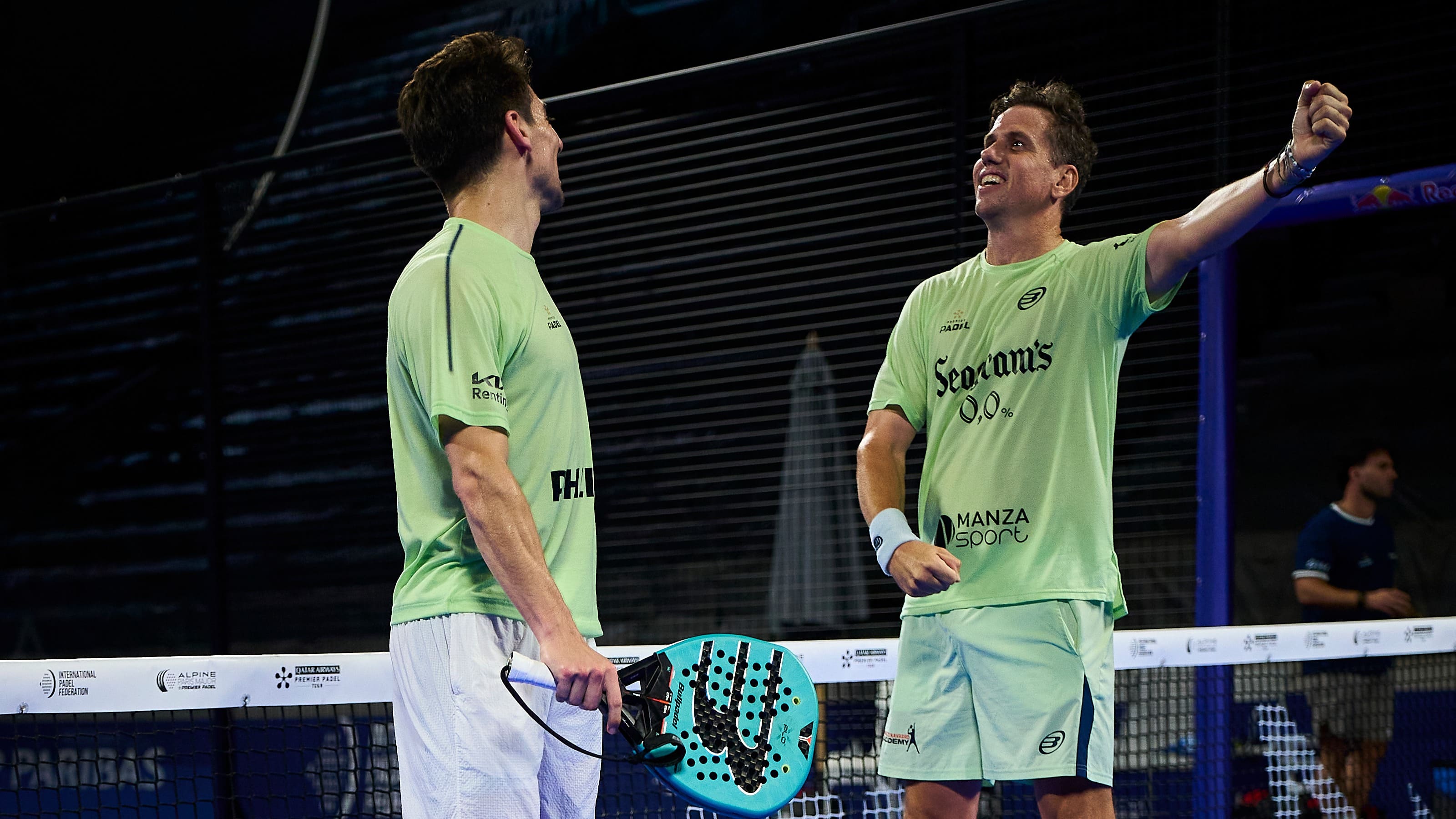 Ortega - Araújo save five match points to reach the semi-finals; Navarro - Di Nenno get close to the top four